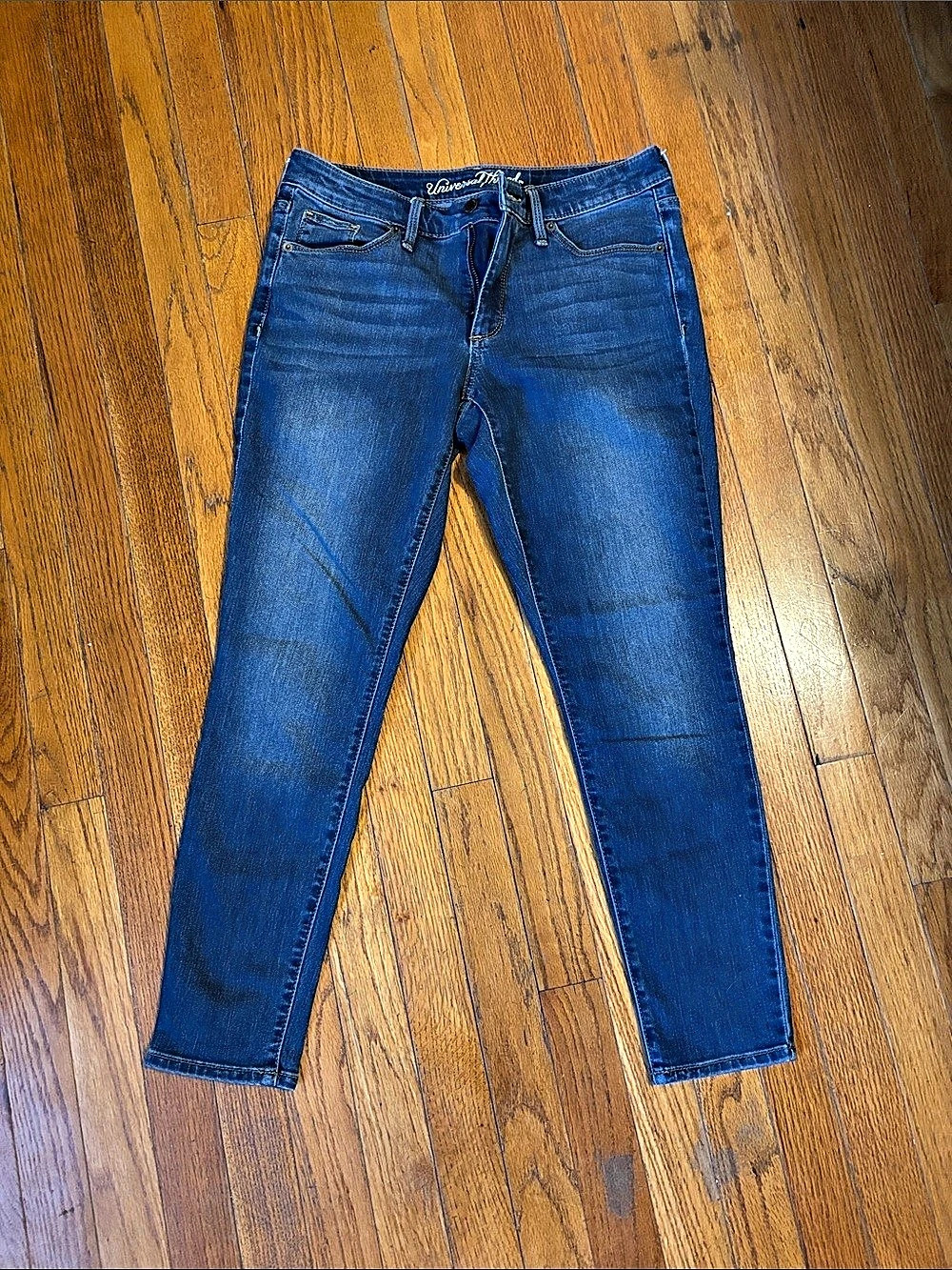Universal Thread Mid Rise Skinny Women's Blue Jeans Waist 27 Size 4 short